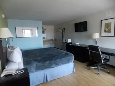Augusta Best Inn - 16