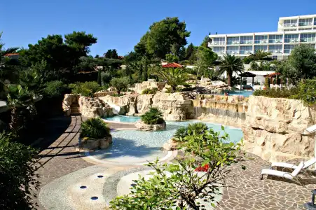Amfora Hvar Grand Beach Resort - 17