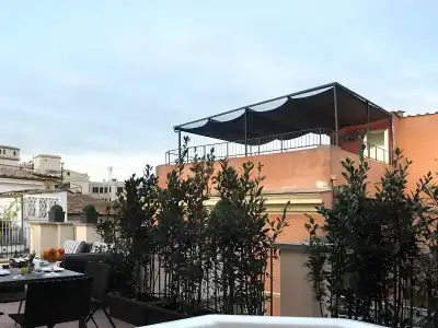 Trevi Palace Luxury Inn - 22