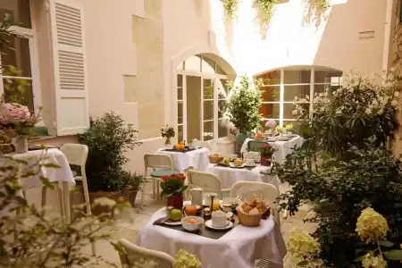 Le Clos Medicis - 18