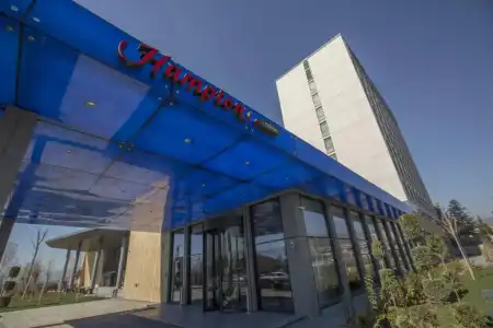 Hampton by Hilton Bolu - 5