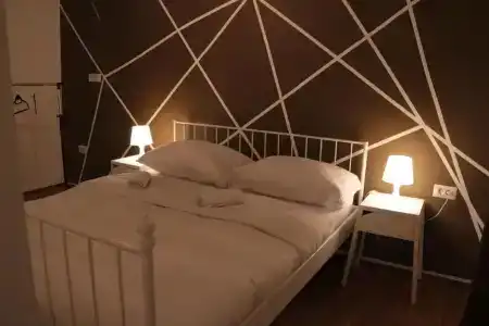 Sleeping Beauty Hostel - 25