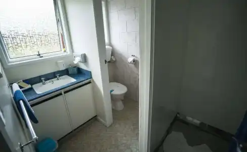 Roselands Motel - 18
