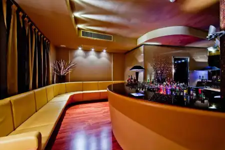 Kristal Palace - Tonellis - Adult Friendly - 21