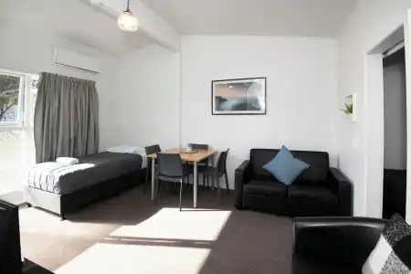 Spanish Lady Motel - 112