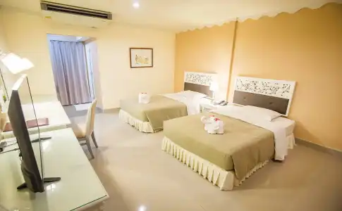 Lopburi Inn Resort - 4