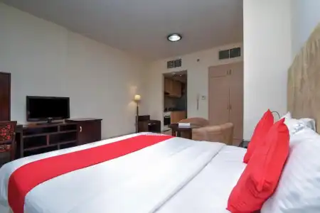 Parkside Suites Apartment - 48