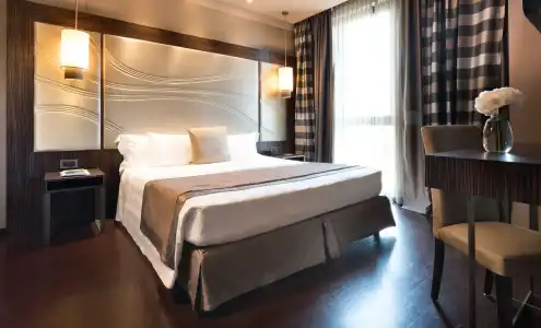 Uptown Palace - 4
