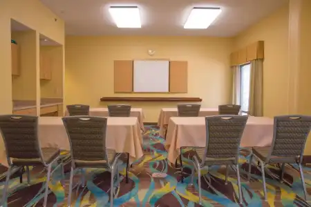 Hampton Inn Dallas-Irving-Las Colinas - 15