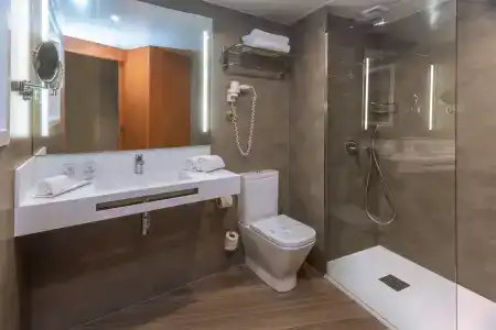 GHT Aquarium & Spa - 8