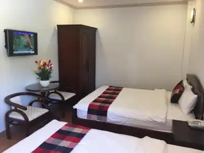 Tan Hoang Gia - 69