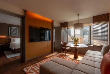 Grand Hyatt - 42