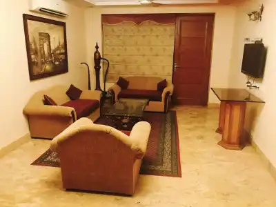 Skylink Suites & Apartments - 5