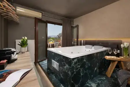 Tsikeli Boutique Meteora - Adults Friendly - 233