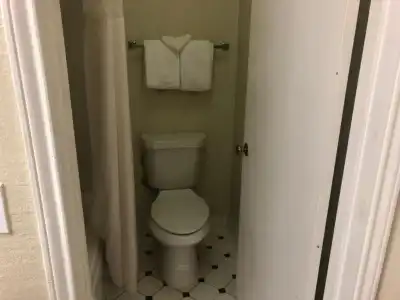 Americas Best Value Inn - 37