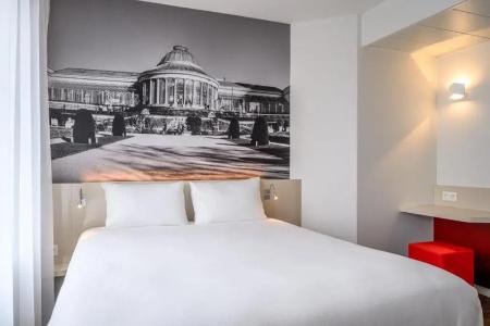 B&B Brussels Centre Gare du Midi - 24
