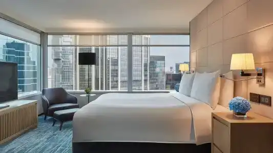 JW Marriott - 81