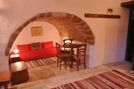 Ritsos Guesthouse - 12