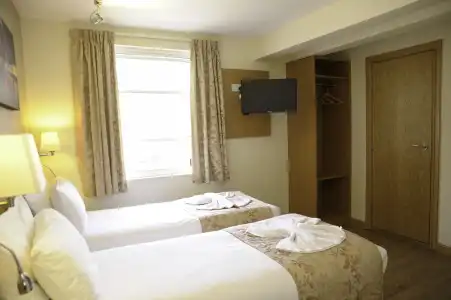Kings Cross Inn - 6