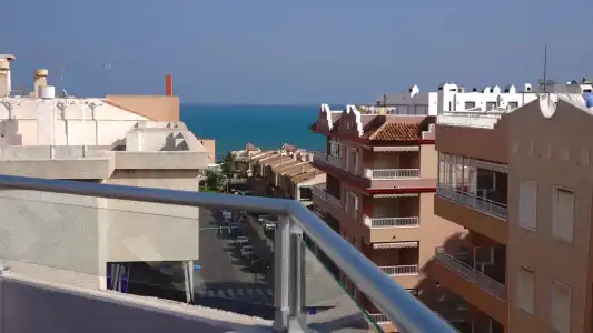 Eden Mar - 17