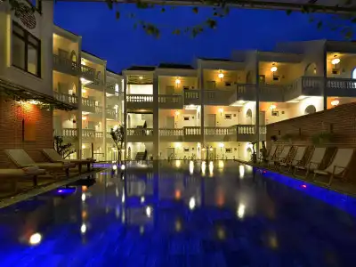 Aurora Riverside and Spa - 0