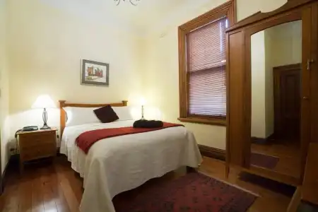 The Classic Villa - 24