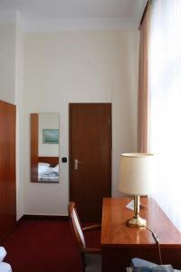 Kurfürst am Kurfürstendamm - 55