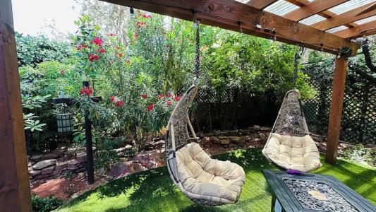 Lantern Light Inn - Romantic Getaway - 49