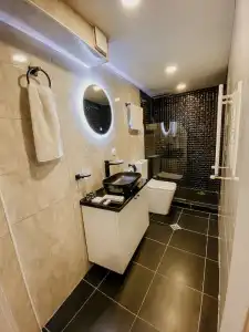 Luxury Inn - 52