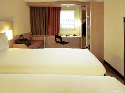 ibis Nimes Ouest - 35