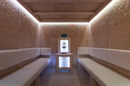 Portici Romantik & Wellness - 11