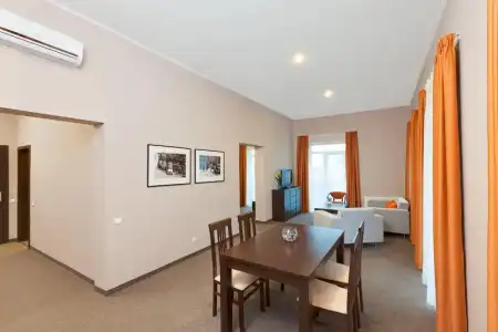 Ramada by Wyndham Lviv - 40