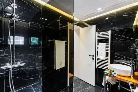 La Suite Boutique - 206