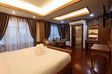 Rich Garden House - 60