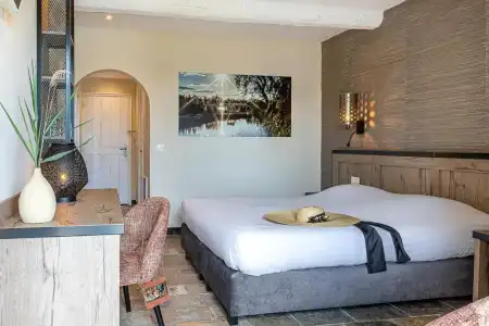 Auberge Cavaliere du Pont Des Bannes - 71