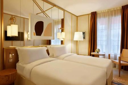 Le Belgrand Paris Champs Elysees, Tapestry by Hilton - 40