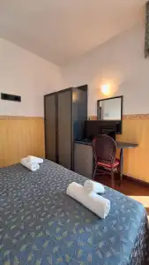 Regina - 15