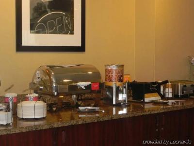 Hampton Inn Phoenix-Airport North - 29