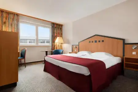 Ramada By Wyndham Bottrop - 22
