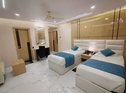 Executive Tower - 45