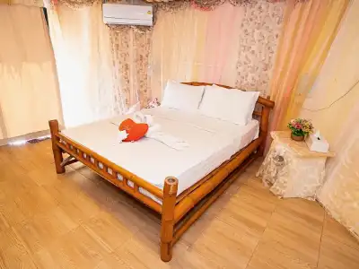 Paree Hut Resort Koh Sichang - 40