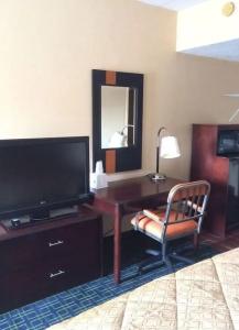 Diamond Inn and Suites - 39