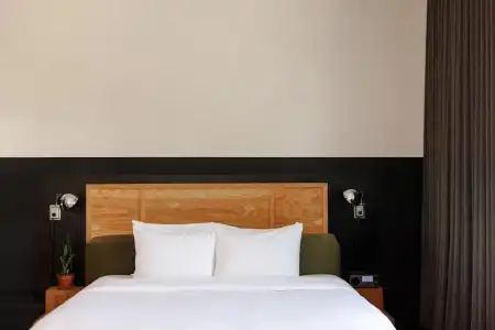 The Clyde Portland by Kasa Living - 61
