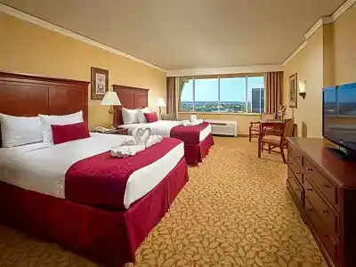Plaza Resort & Spa - 10