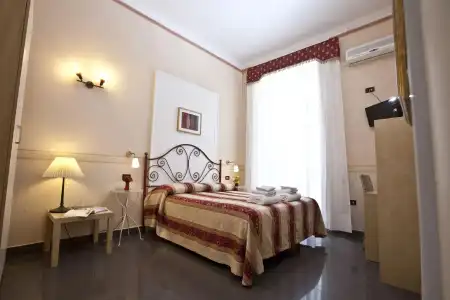 B&B MediNaples - 4