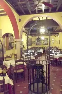 Hermanos Macías - 2