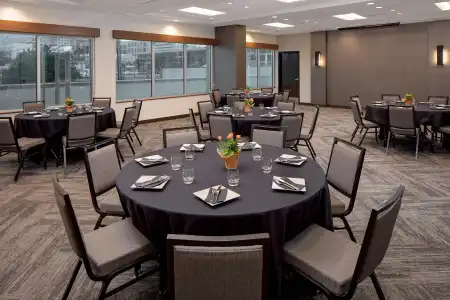 Hyatt Place Glendale/Los Angeles - 25