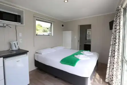 Fitzroy Beach Holiday Park - 0