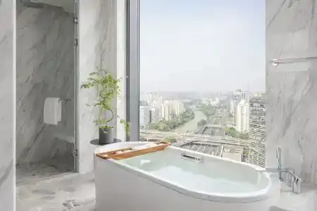 Four Seasons At Centre - 44
