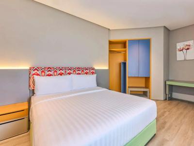 Ibis Styles Dubai Jumeira - 6